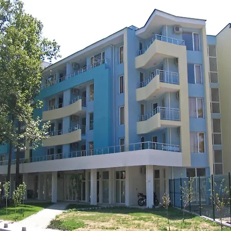 One-bedroom In Apartment
